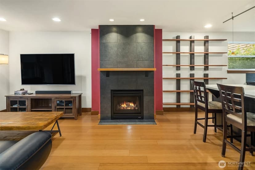 Property photo for 3635 Greenwood Avenue N #b, Seattle photo 10