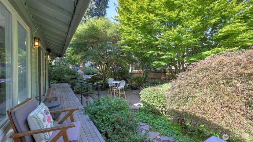 Property photo for 11 Cascade Key, Bellevue photo 31