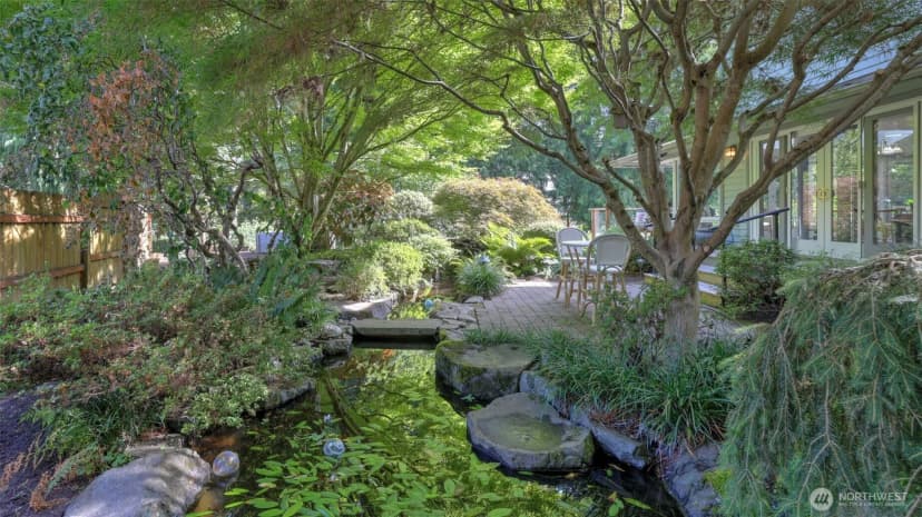Property photo for 11 Cascade Key, Bellevue photo 32
