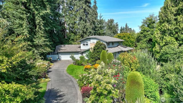 Property photo for 11 Cascade Key, Bellevue photo 3