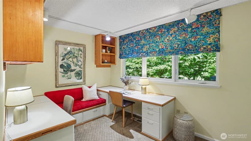 Property photo for 11 Cascade Key, Bellevue photo 18