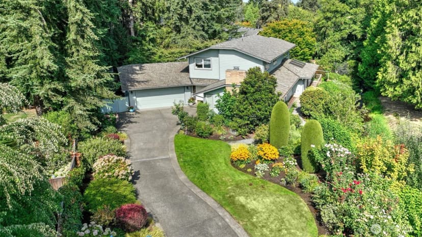 Property photo for 11 Cascade Key, Bellevue photo 40