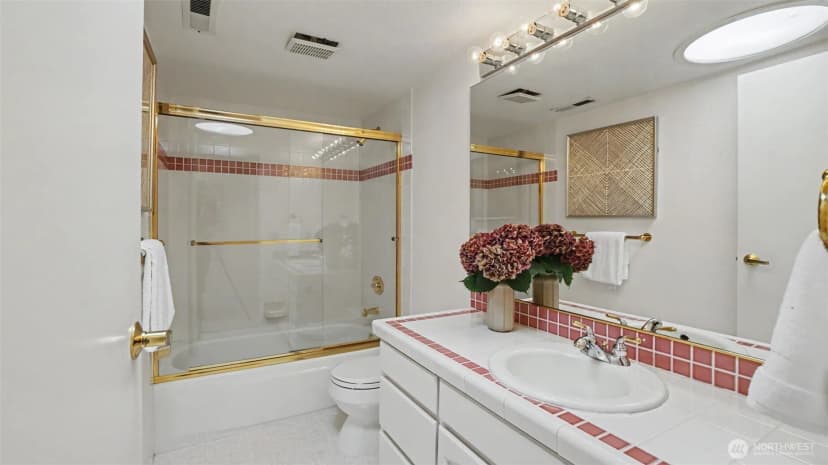 Property photo for 11 Cascade Key, Bellevue photo 29