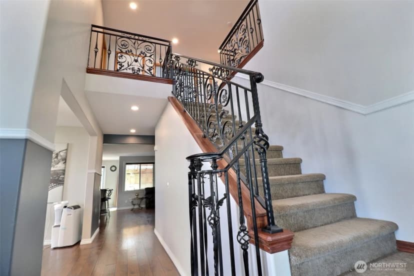 Property photo for 9619 S 237th Place, Kent photo 19