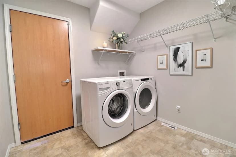 Property photo for 9619 S 237th Place, Kent photo 18