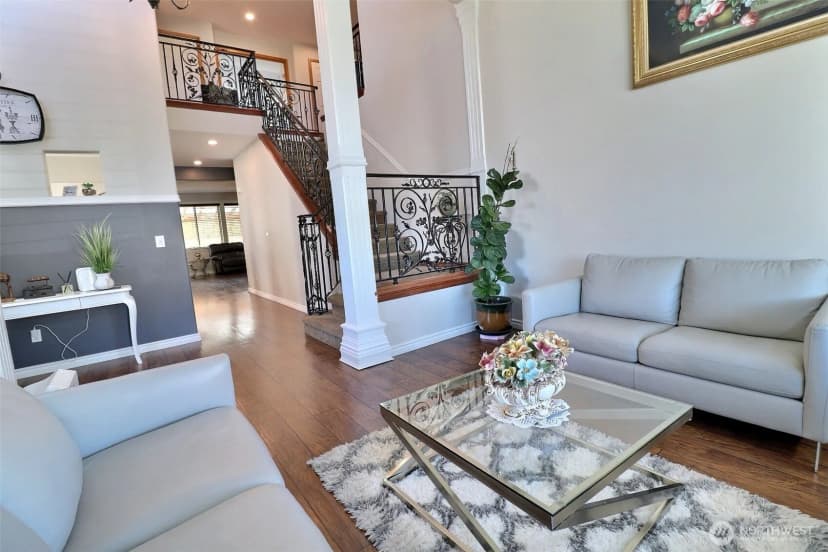 Property photo for 9619 S 237th Place, Kent photo 6