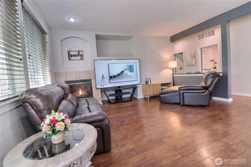 Property photo for 9619 S 237th Place, Kent photo 10