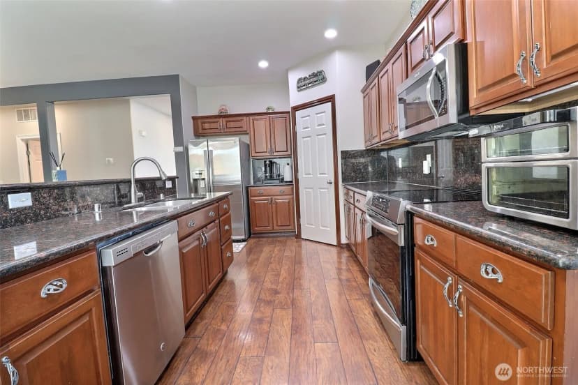 Property photo for 9619 S 237th Place, Kent photo 14