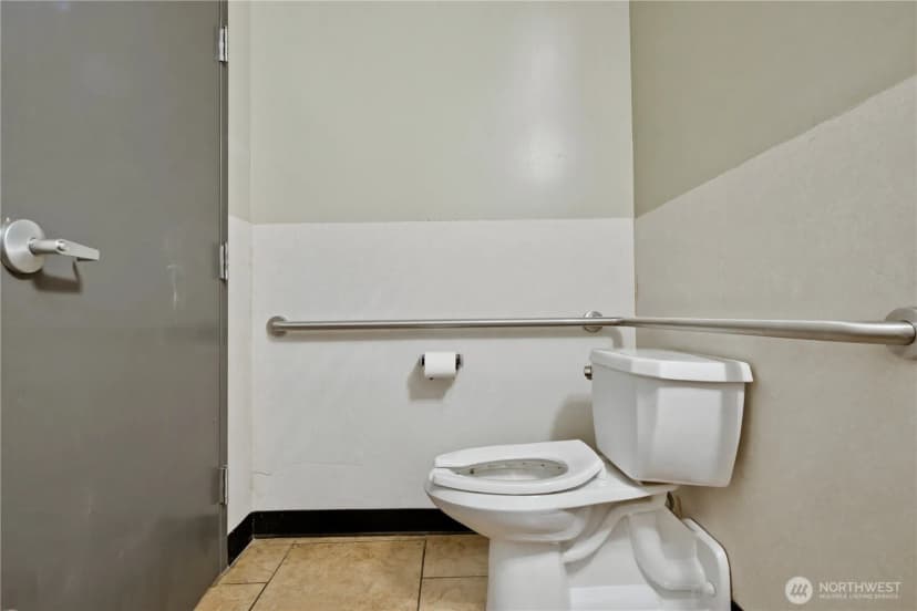 Property photo for 1125 E Olive Street #c, Seattle photo 14