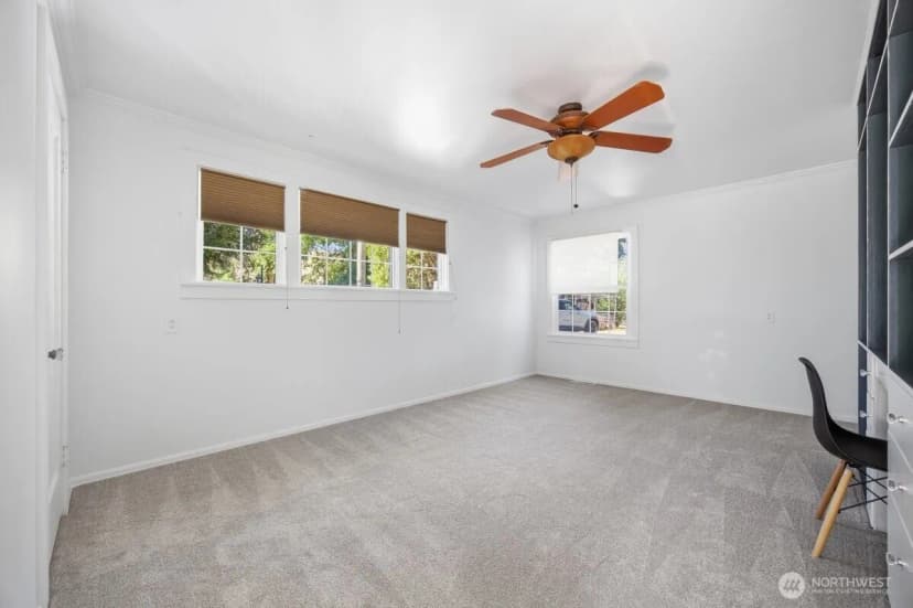 Property photo for 76704 N Yakima River Road, West Richland photo 19