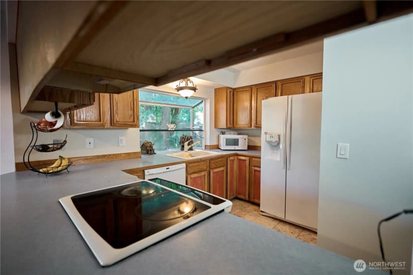 Property photo for 22023 Se 266th Place, Maple Valley photo 8