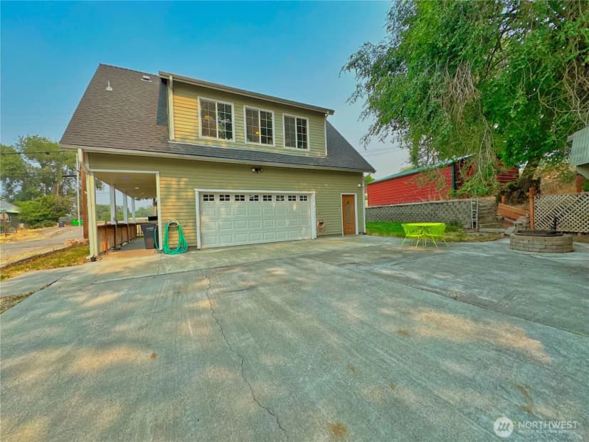 Property photo for 400 Partello Park, Grand Coulee photo 31
