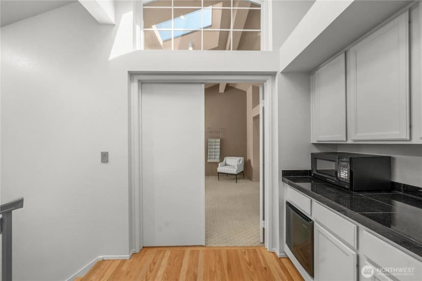 Property photo for 6640 114th Avenue Se, Bellevue photo 19