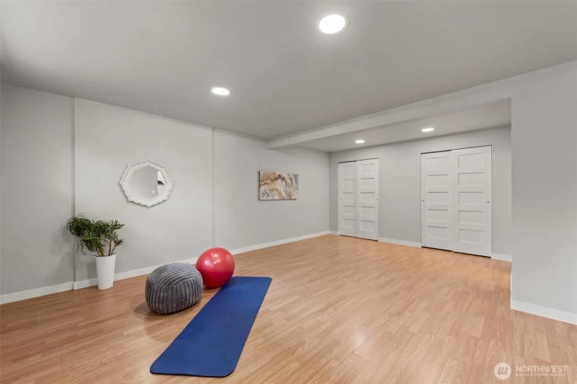 Property photo for 22208 Meridian Avenue S, Bothell photo 17
