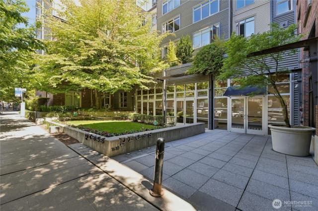 Property photo for 1620 Belmont Ave #125, Seattle photo 2