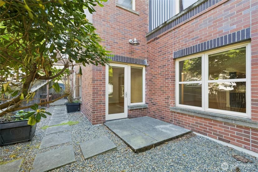 Property photo for 1620 Belmont Ave #125, Seattle photo 19