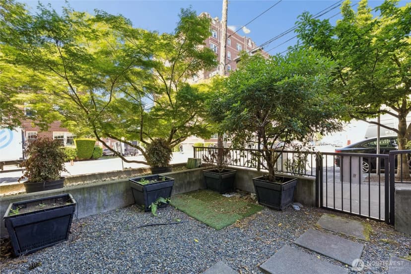Property photo for 1620 Belmont Ave #125, Seattle photo 17