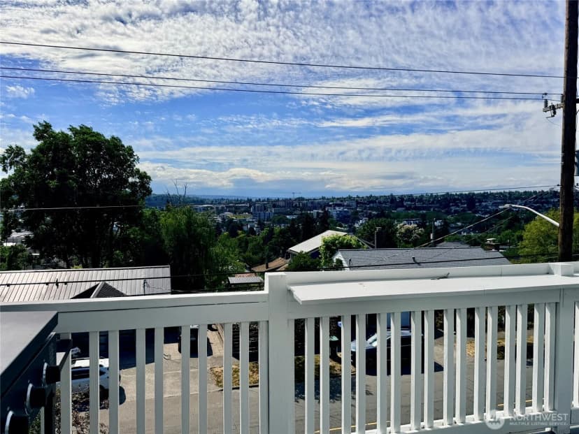 Property photo for 5006 3rd Avenue Nw, Seattle photo 29