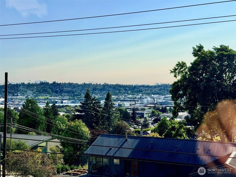 Property photo for 5006 3rd Avenue Nw, Seattle photo 37