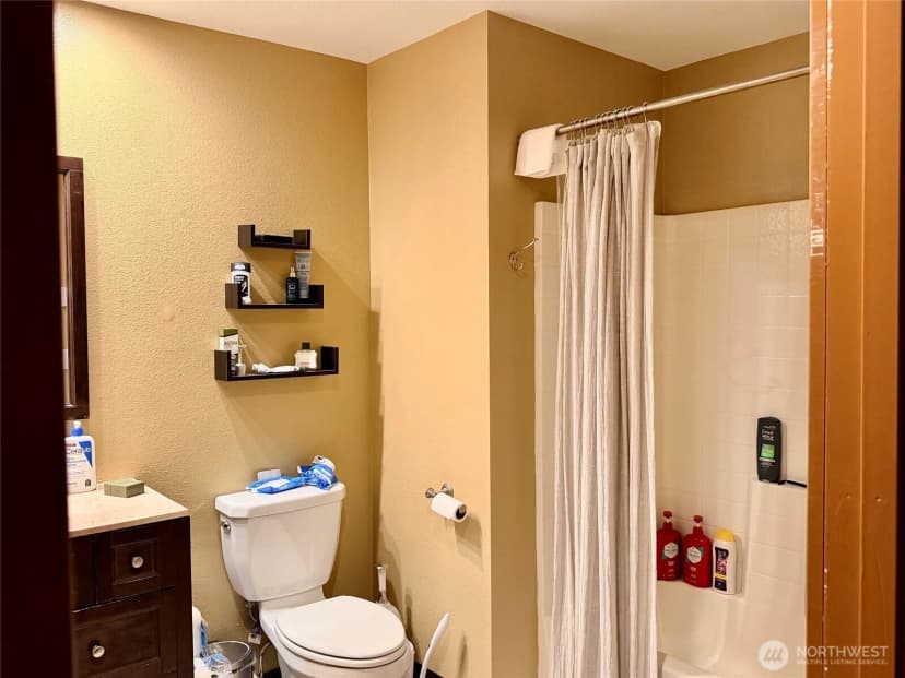 Property photo for 5006 3rd Avenue Nw, Seattle photo 13