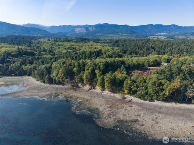 Property photo for 888 Farrington Road, Port Angeles photo 3