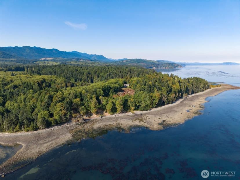 Property photo for 888 Farrington Road, Port Angeles photo 2
