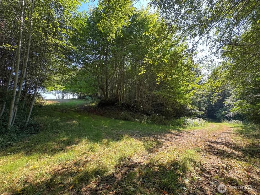 Property photo for 888 Farrington Road, Port Angeles photo 21