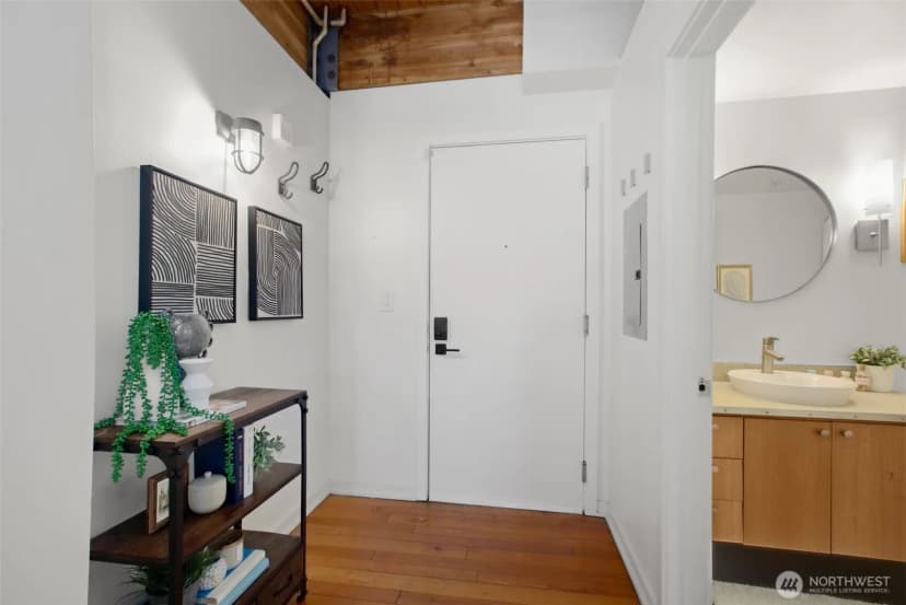 Property photo for 1408 12th Avenue #310, Seattle photo 18