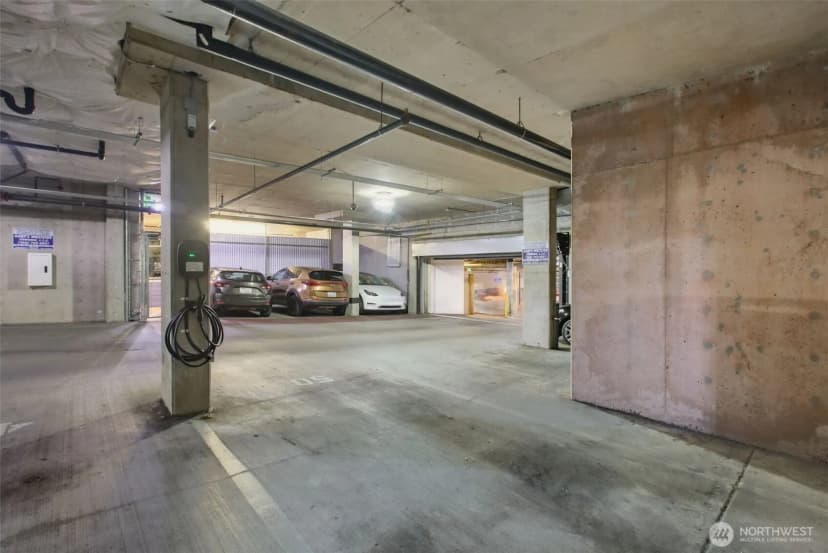 Property photo for 1408 12th Avenue #310, Seattle photo 34