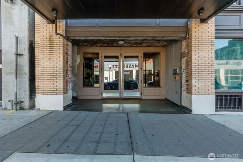 Property photo for 1408 12th Avenue #310, Seattle photo 29