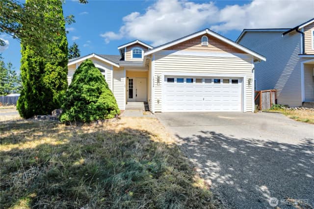 Property photo for 15334 104th Avenue Se, Yelm photo 2