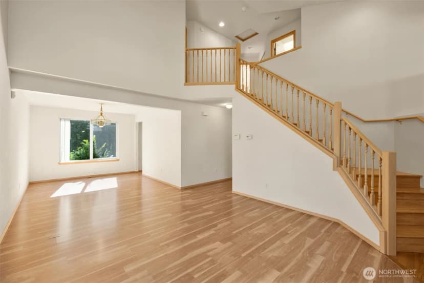 Property photo for 20532 121st Way Se, Kent photo 5