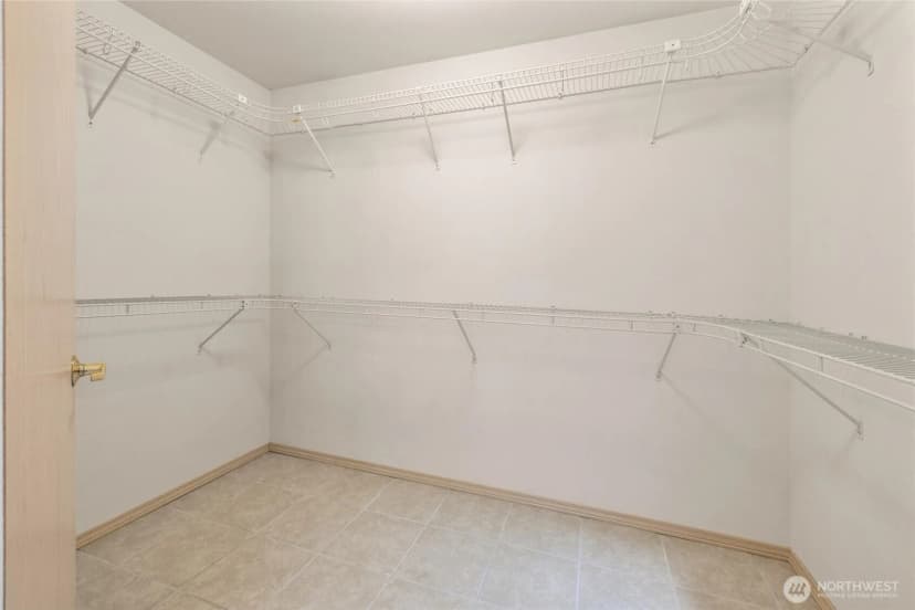 Property photo for 20532 121st Way Se, Kent photo 21