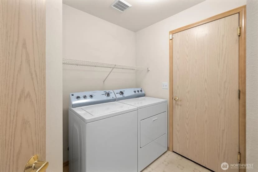Property photo for 20532 121st Way Se, Kent photo 14