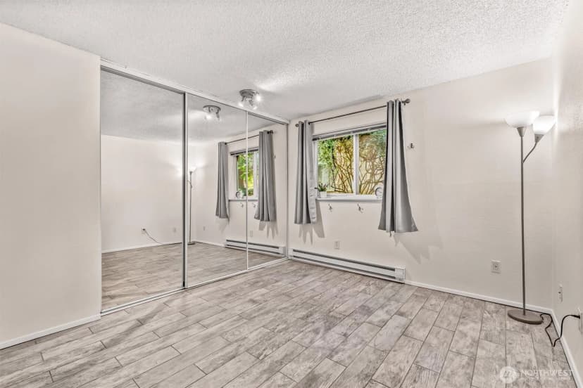 Property photo for 5912 California Avenue Sw #102, Seattle photo 9