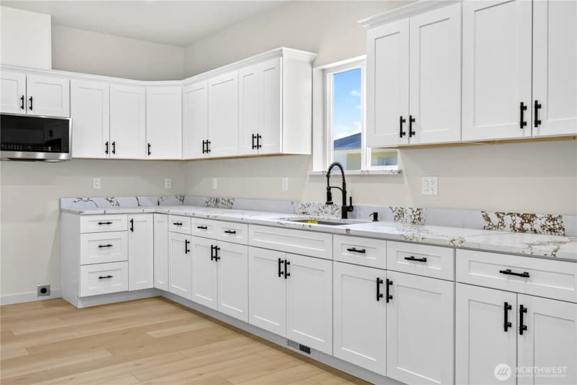 Property photo for 309 Olivia Street, Sunnyside photo 8