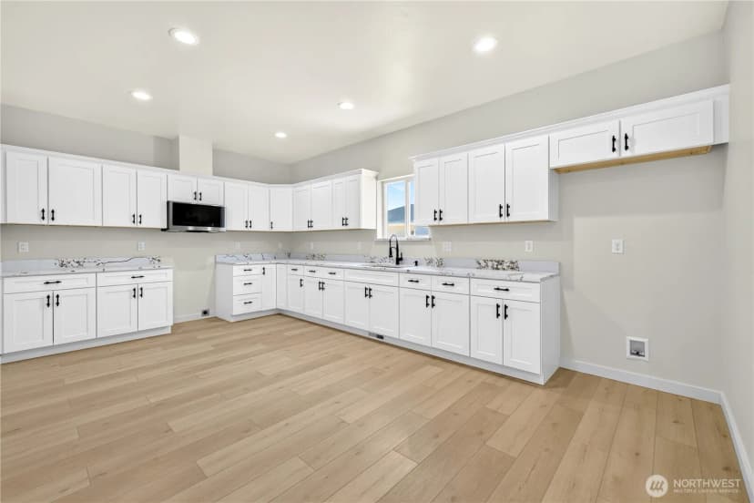 Property photo for 309 Olivia Street, Sunnyside photo 7