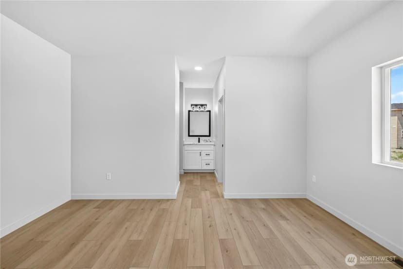 Property photo for 309 Olivia Street, Sunnyside photo 16