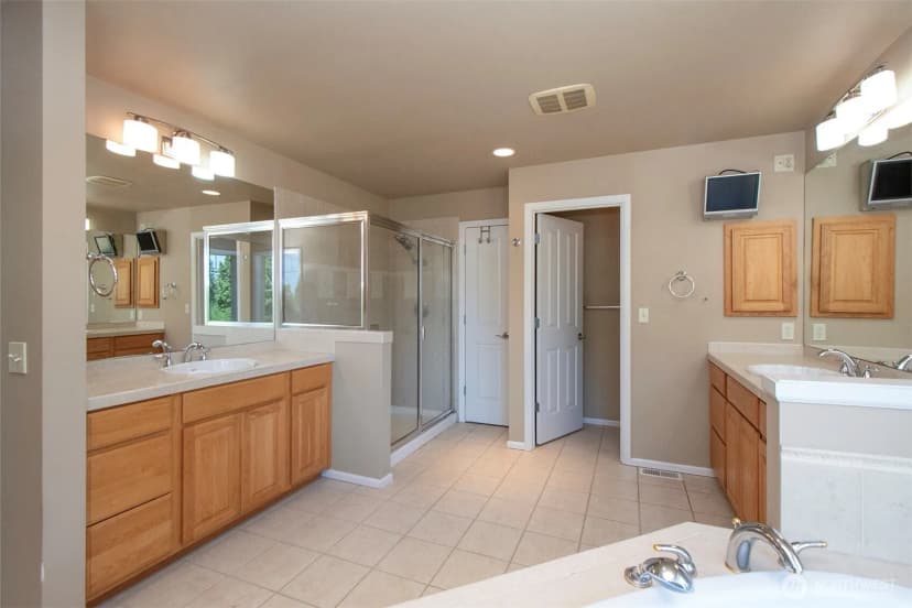 Property photo for 1706 Lower Elwha Road, Port Angeles photo 24
