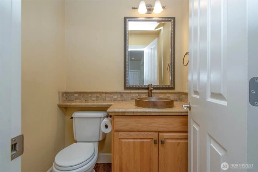 Property photo for 1706 Lower Elwha Road, Port Angeles photo 18