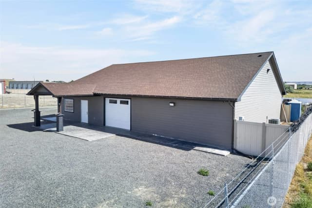 Property photo for 506 E Stover Road, Grandview