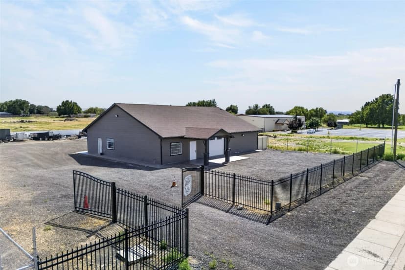 Property photo for 506 E Stover Road, Grandview photo 21