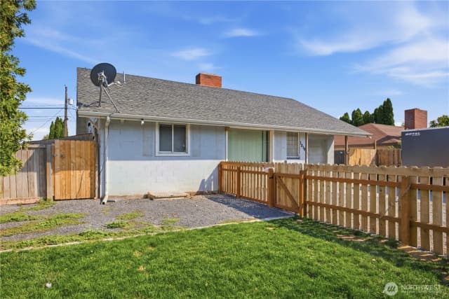 Property photo for 1218 Sw D St, Ephrata photo 2