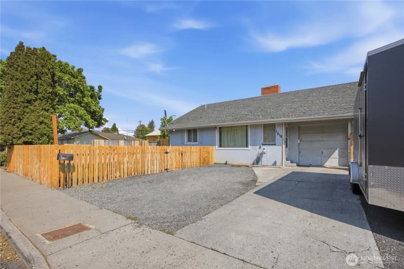 Property photo for 1218 Sw D St, Ephrata photo 3