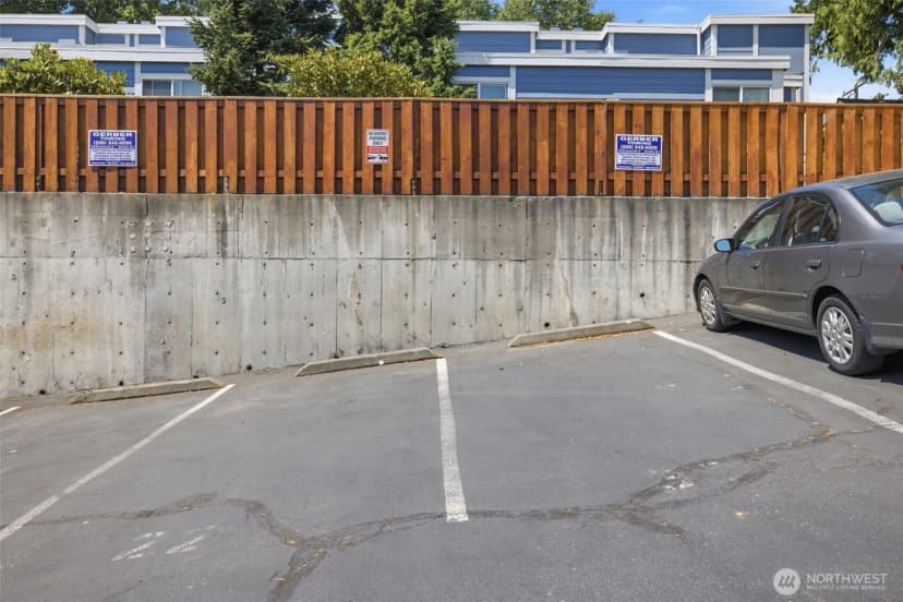 Property photo for 8800 20th Avenue Ne #b202, Seattle photo 35