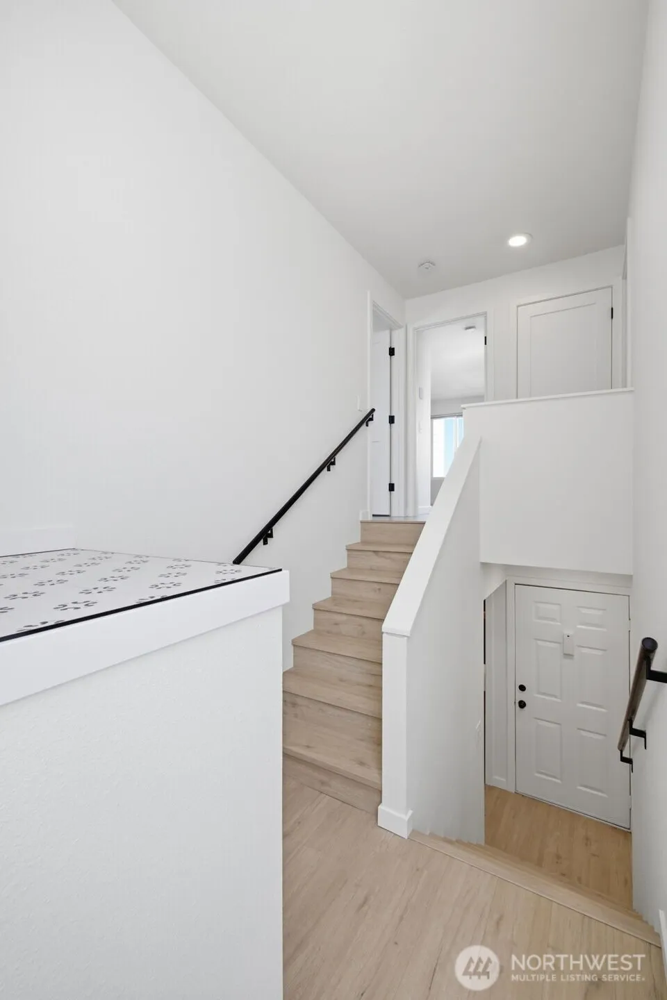 Property photo for 8800 20th Avenue Ne #b202, Seattle photo 22