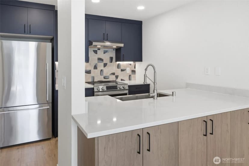 Property photo for 8800 20th Avenue Ne #b202, Seattle photo 15