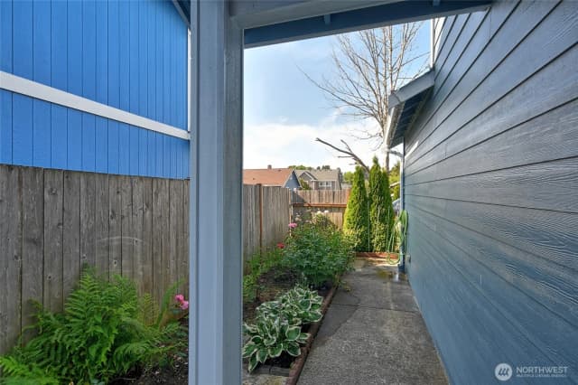 Property photo for 10523 7th Avenue W, Everett photo 3