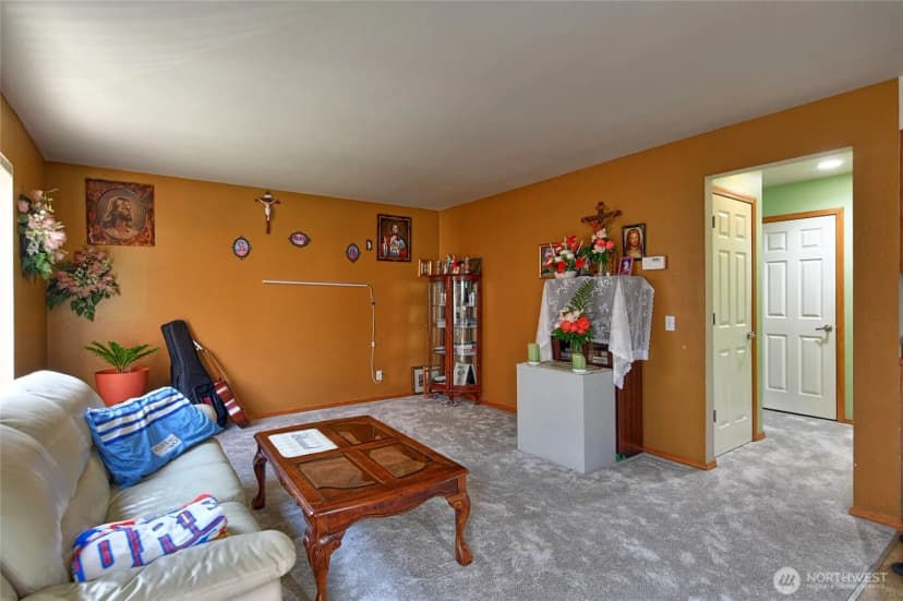 Property photo for 10523 7th Avenue W, Everett photo 8