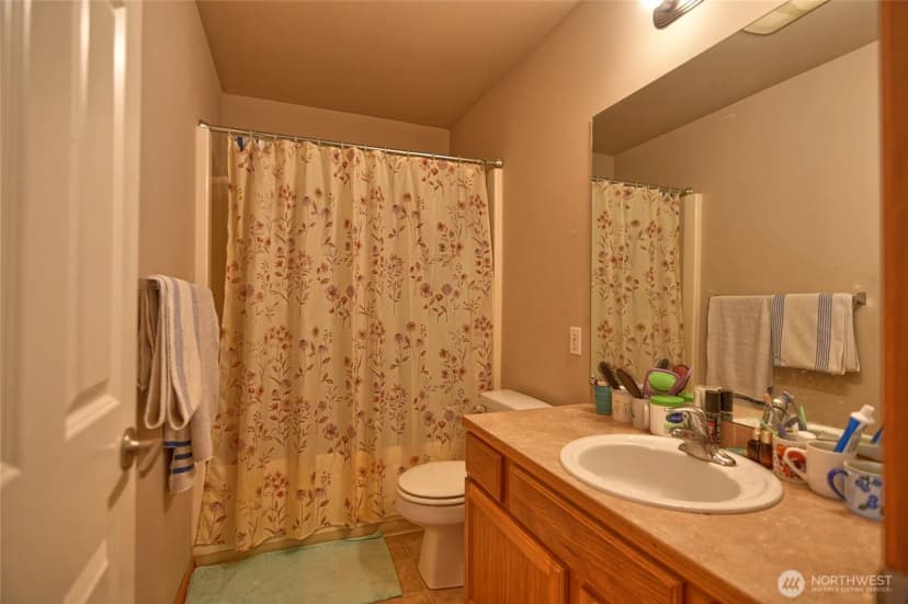 Property photo for 10523 7th Avenue W, Everett photo 14